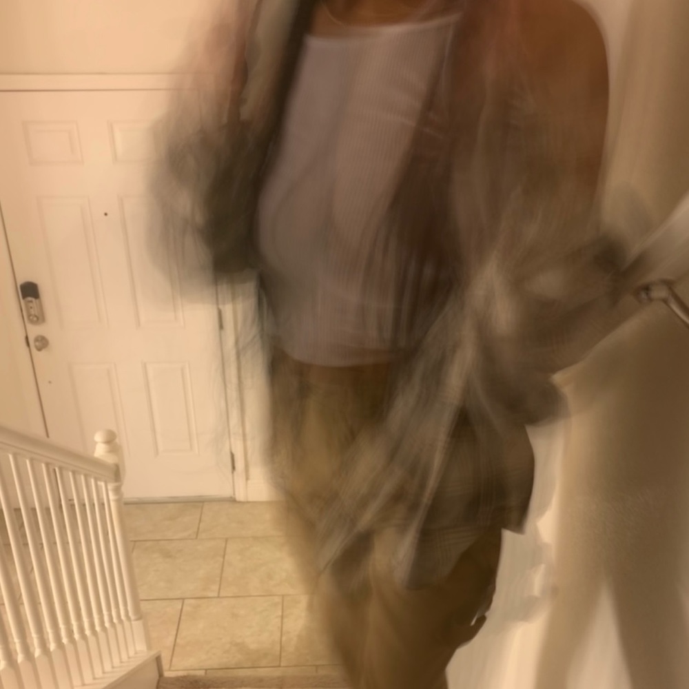 Meet your Posher, Jaya